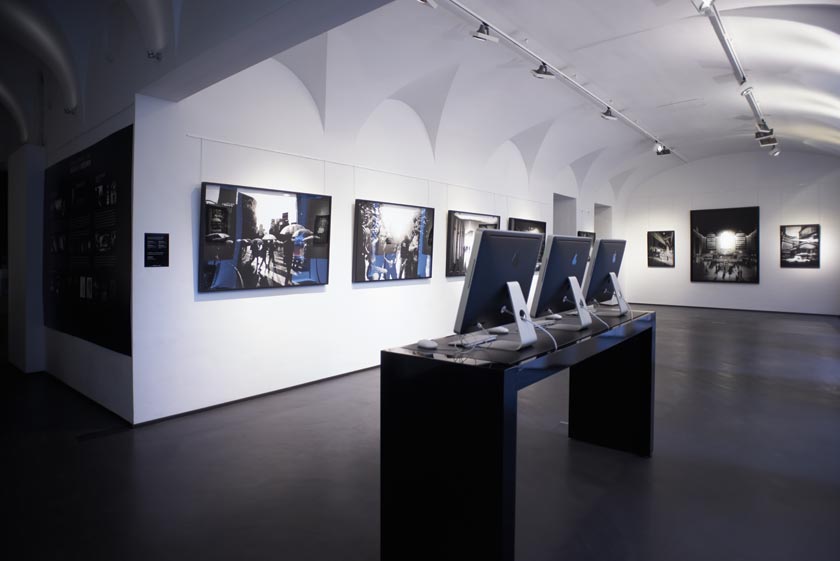 Bitesnich_Exhibition-NYC-Tokyo-Vienna-2013-3550