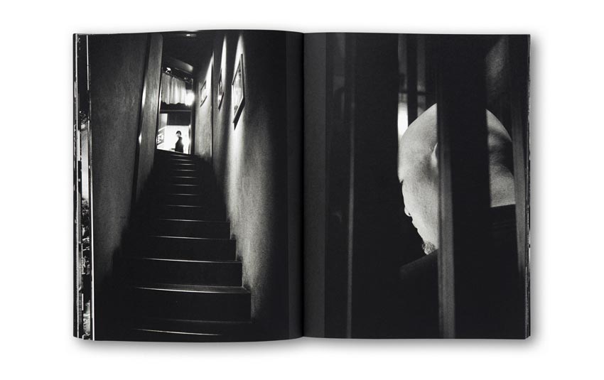 Andreas_H._Bitesnich_Deeper_Shades_Tokyo_book_2426
