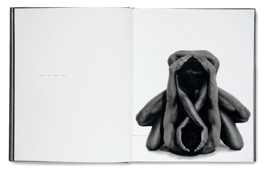 Andreas_H._Bitesnich_Nudes_book_08