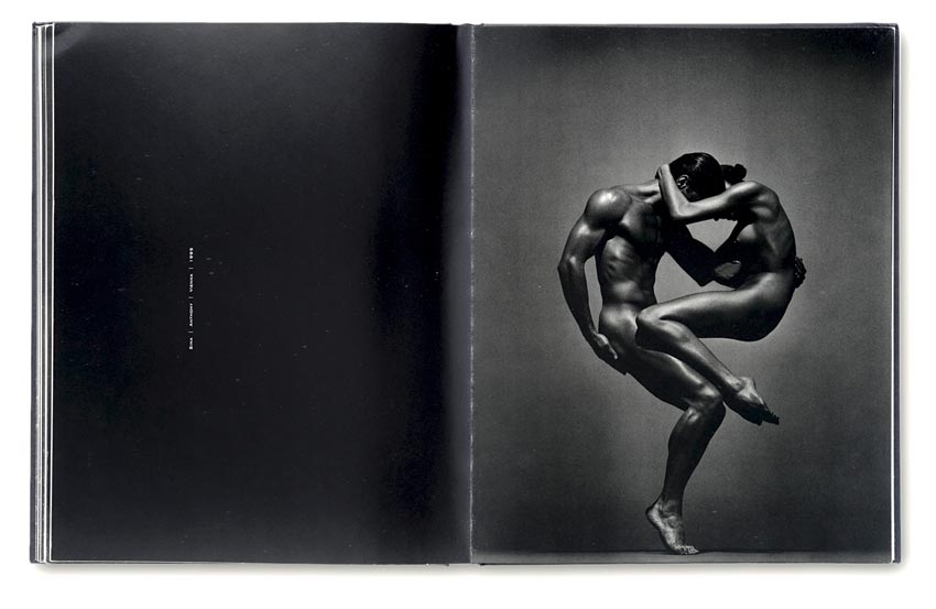 Andreas_H._Bitesnich_Nudes_book_11