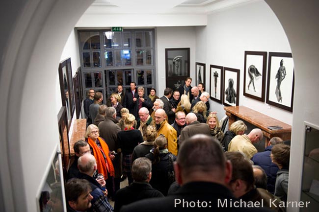 Bitesnich-Nude-Classics-Exhibition-Leica-Gallery-Salzburg-2011-03