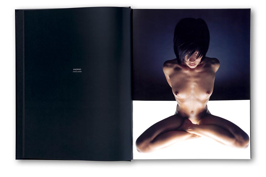 Andreas_H._Bitesnich_More_Nudes_book_2820