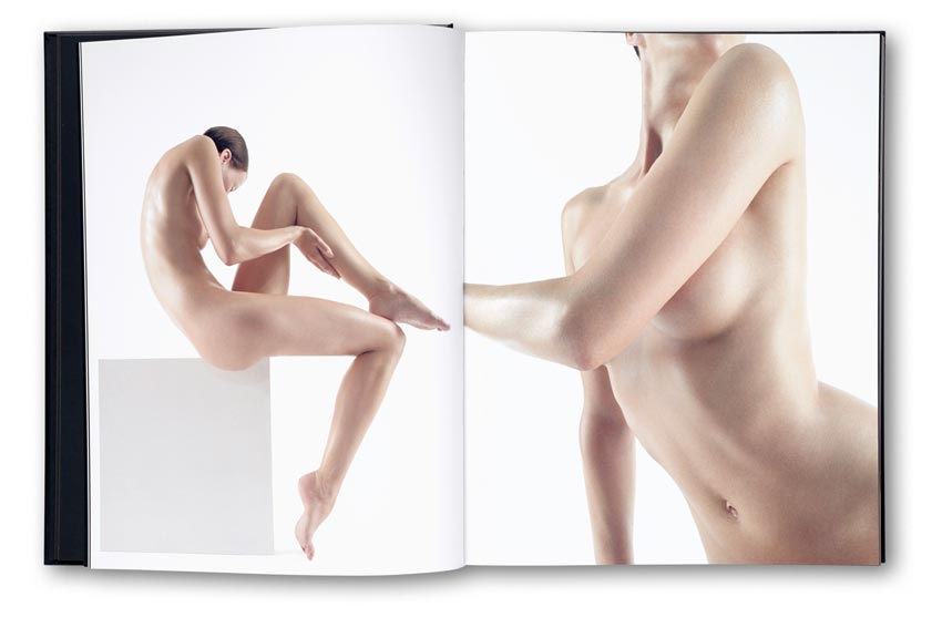Andreas_H._Bitesnich_More_Nudes_book_2824