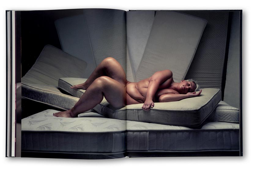 Andreas_H._Bitesnich_More_Nudes_book_2846