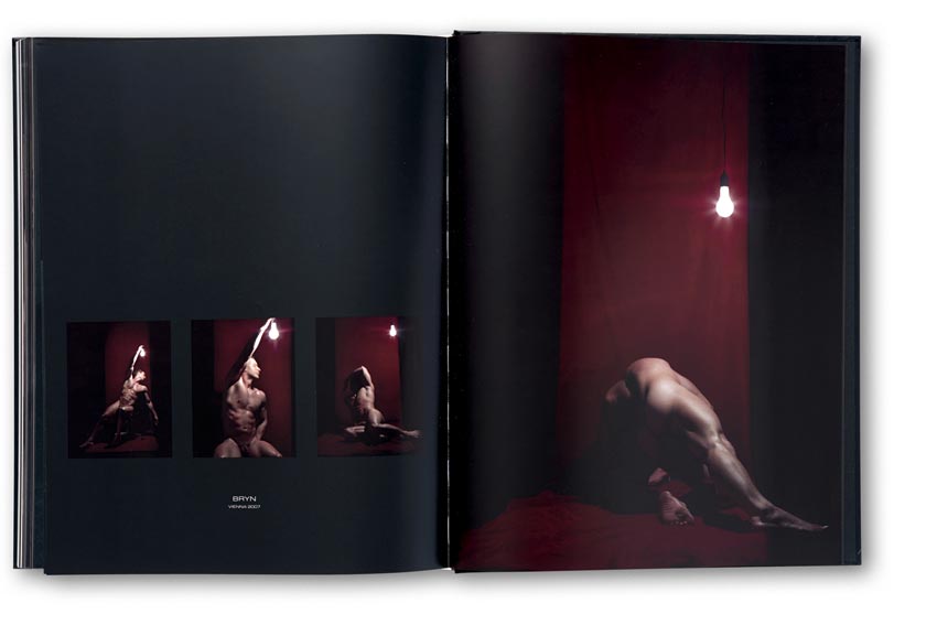 Andreas_H._Bitesnich_More_Nudes_book_2857
