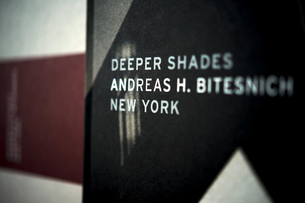 Andreas_H._Bitesnich,_New_York_book_slipcased_edition_6