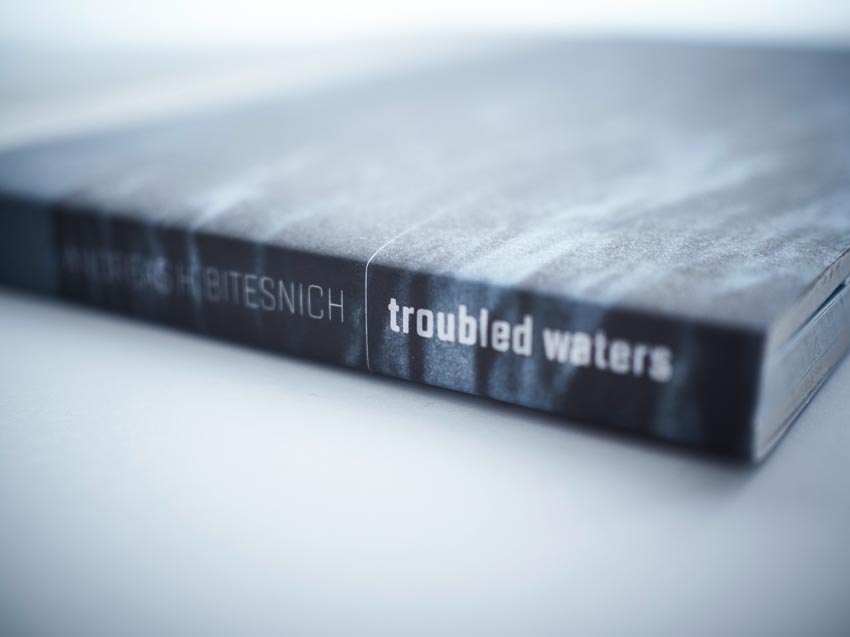 andreas_h_bitesnich_troubled_waters_greenpeace_book_03