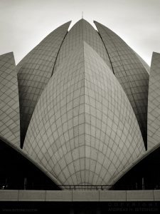 Bahá'í House of Worship, Lotus Temple, Delhi, India 2007 046