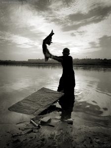 Cloth dyer, Agra, India 2006