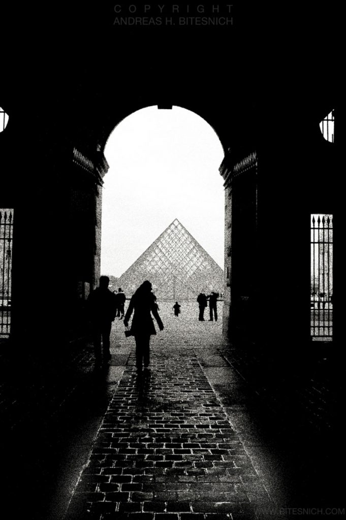 Pyramid,-Paris-2011-photo-Andreas-H-Bitesnich